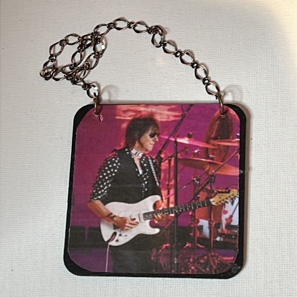Jeff Beck Ornament - Picture 2 of 4